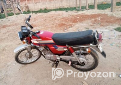 fitted-74_2025-03-17_00-27-23