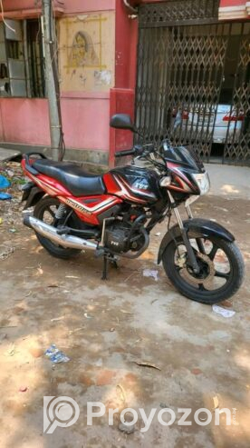 একটি মোটরসাইকেল বিক্রি করা হবে।