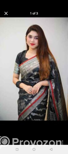 এলিগ্যান্স আর ট্র্যাডিশনের রাজকীয় ছোঁয়া
