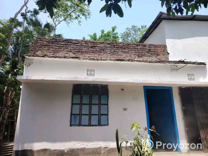 তিন শতাংশ জায়গা সহ বাড়ি বিক্রি করা হবে