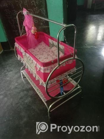 বেবিদের দোলনা
