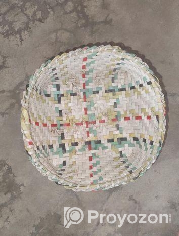 Plastic wicker basket