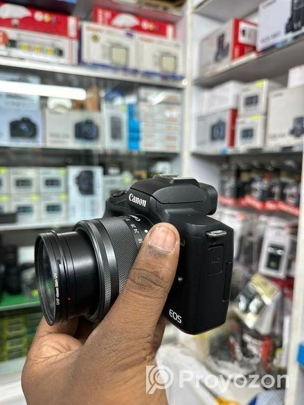 canon m50 mark ii with 15 45mm stm lens