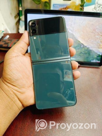 Samsung Galaxy Z Flip3 8/128GB Offer (Used)