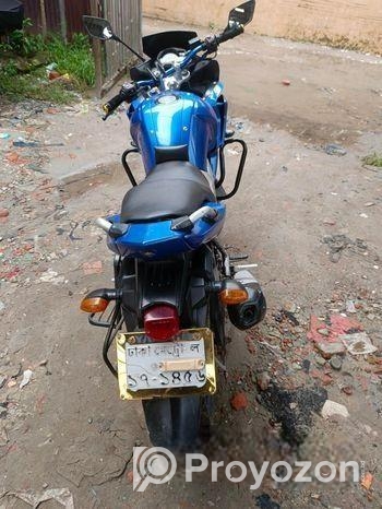 Yamaha Fazer . 2011