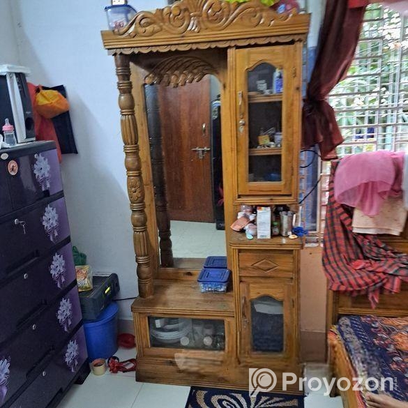 Dressing table