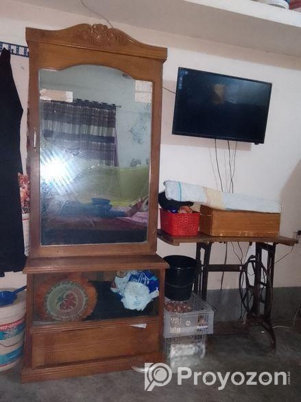 Dressing Table ‍Sell Post