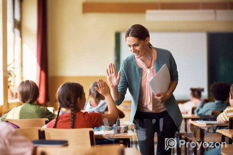 English Medium / Version Home Tutor Available