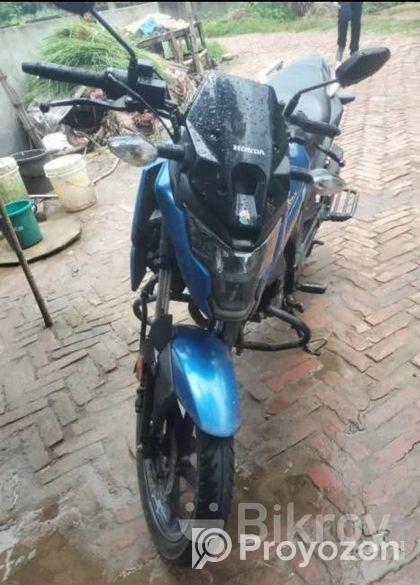 Honda X Blade 2021