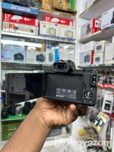 canon m50 mark ii with 15 45mm stm lens