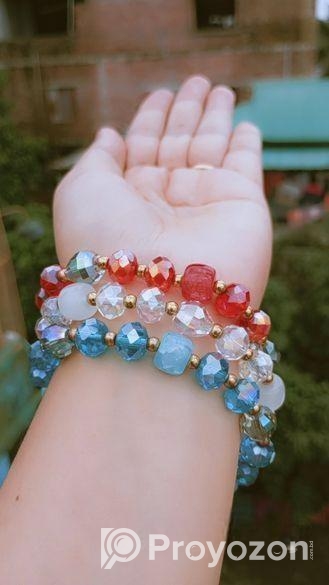 Bracelet collection