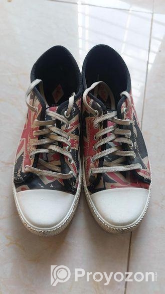 লি কুপার Chuck Taylor Low Top (ব্যবহৃত)