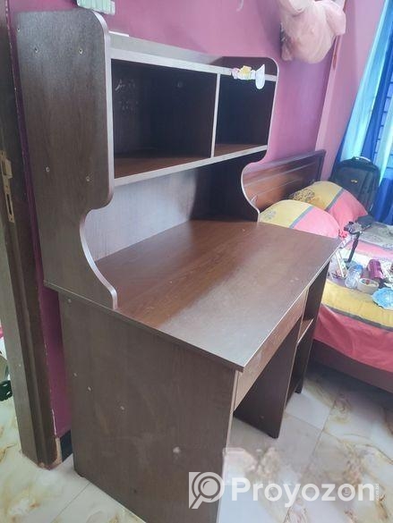 Like-New Regal Reading Table – Antique Finish