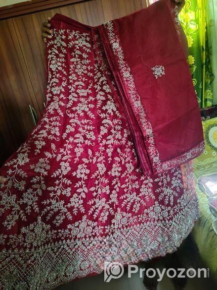 ব্রাইডাল লেহেঙ্গা