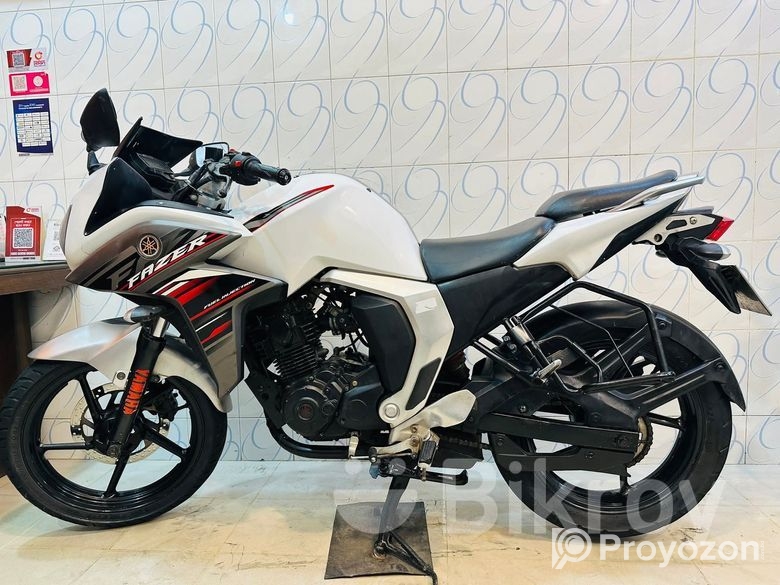 Yamaha Fazer 2017