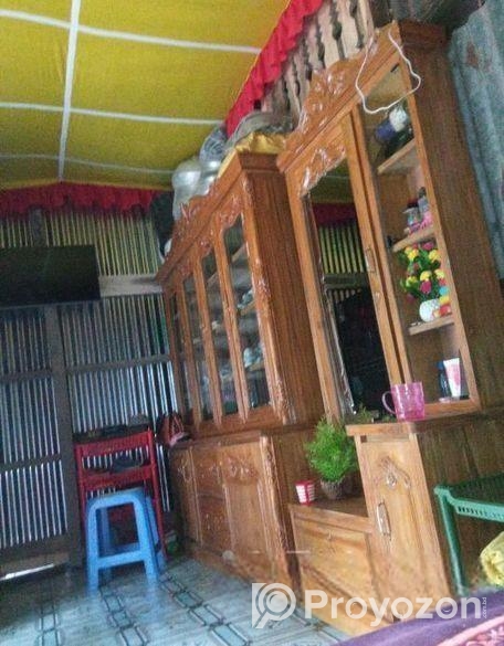 Showcase for sell