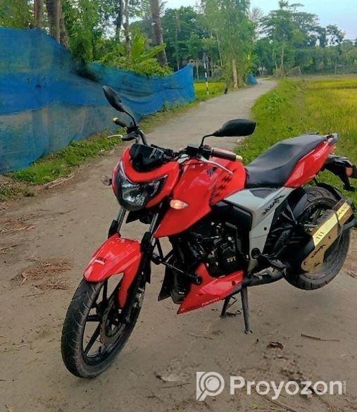 TVS Apache RTR 160 . 2020