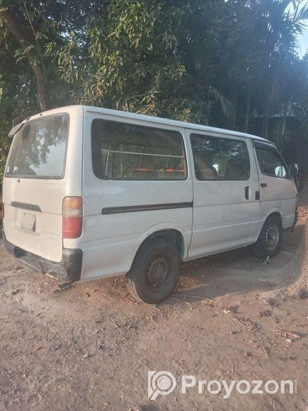 Toyota 2003