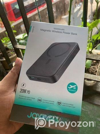Joyroom JR-W020 New Upgrade 20W Magnetic Wireless Power Bank