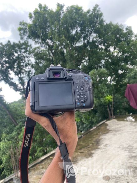 Canon 800d