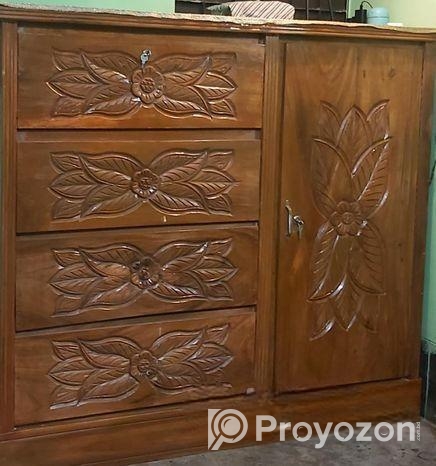 কাঠের ওয়ারড্রব বিক্রি হবে