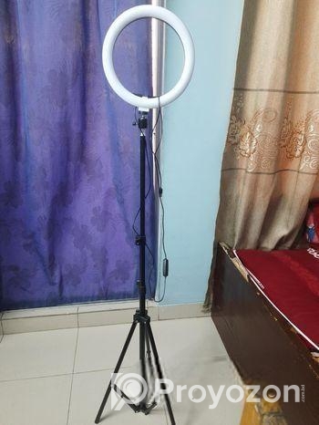 Ring light