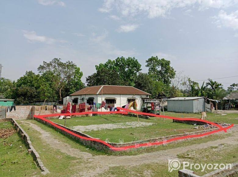 কুষ্টিয়া কুমারগাড়া পল্টন মোড়ে জমিটি বিক্রি হবে