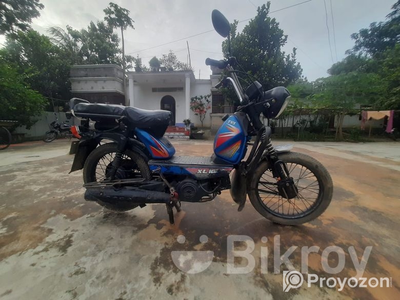 TVS XL 100 . 2018