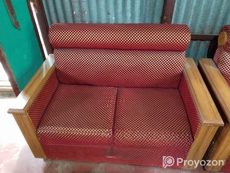 কাঠের সোফা