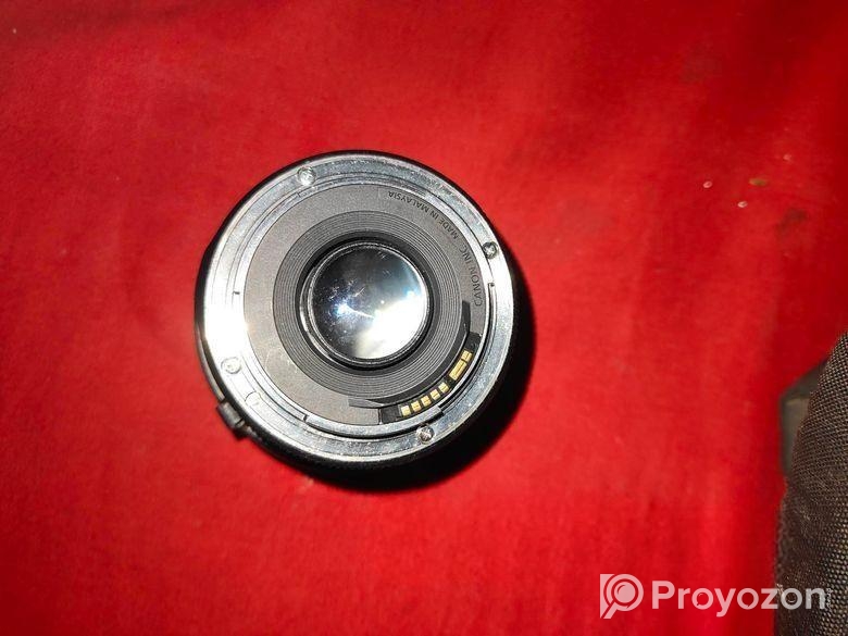 canon 1.8 stm prime lens.