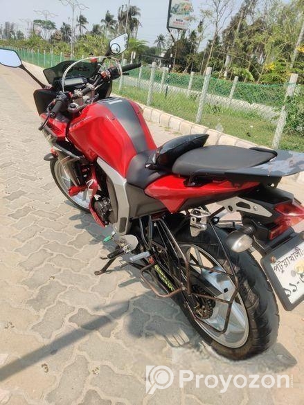Yamaha Fazer . 2020