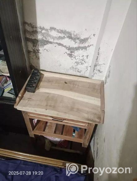 টেবিল বিক্রি হবে