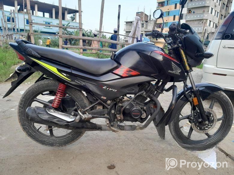 Honda Livo . 2018