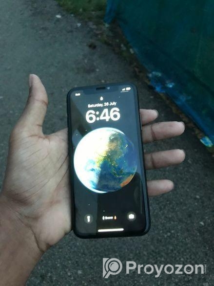 Apple iPhone X (Used)
