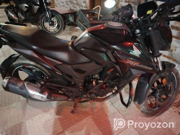 Honda X Blade Single Disk 2021