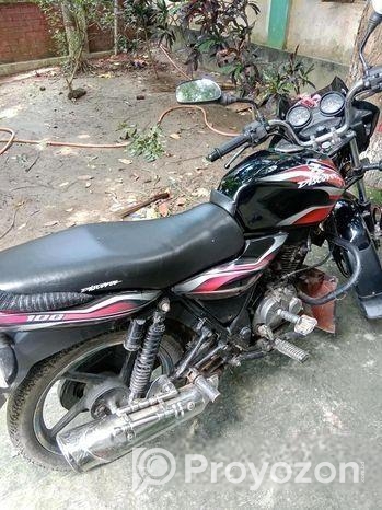 Bajaj Discover 2012