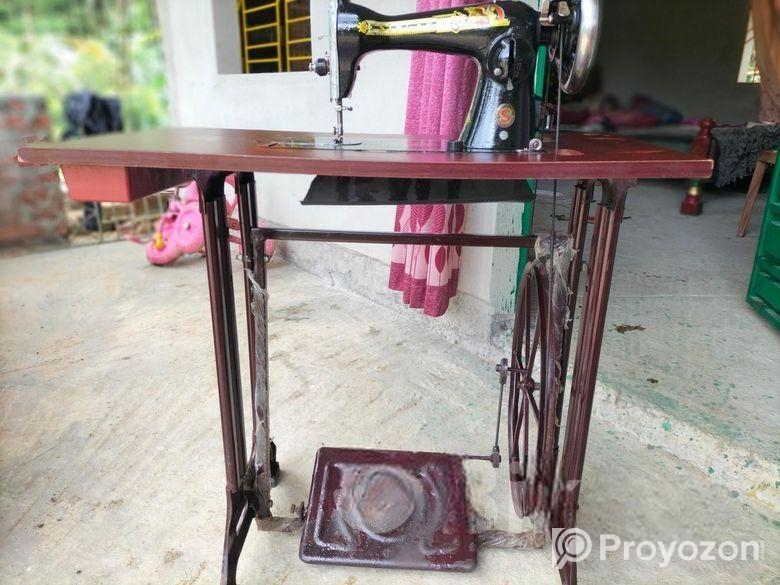 Sewing mashine