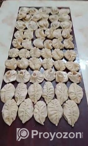 Frozen Momo