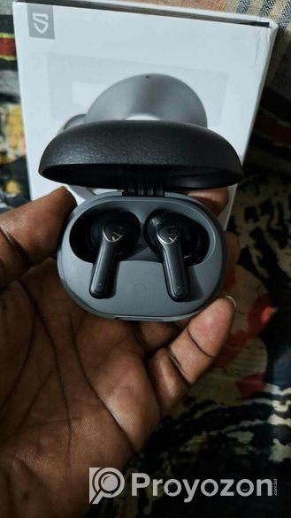 হেডফোন ১১ দিন ব্যবহার হয়েছে