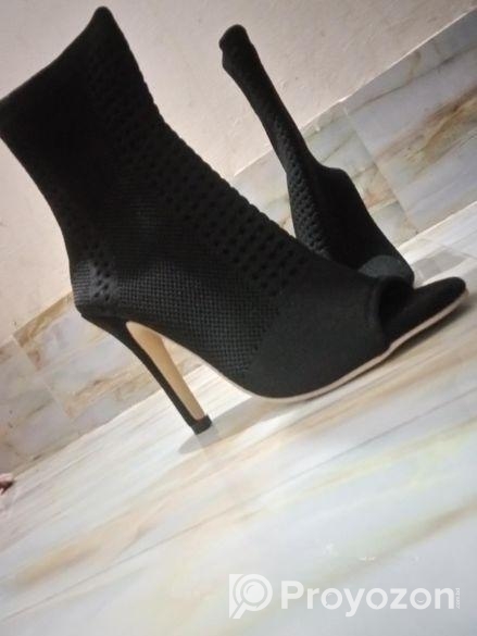 Heel Sell