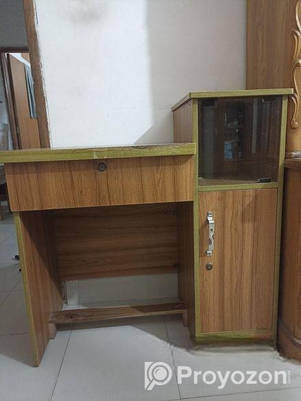 Otobi Reading Table