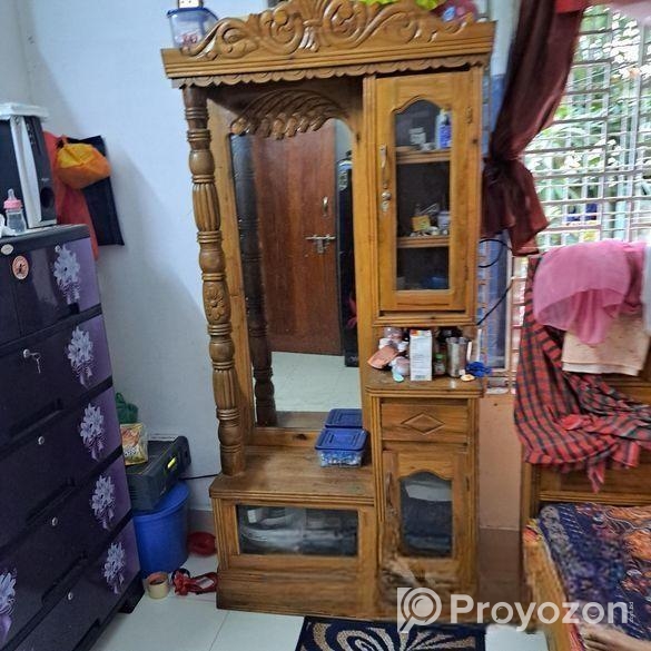 Dressing table