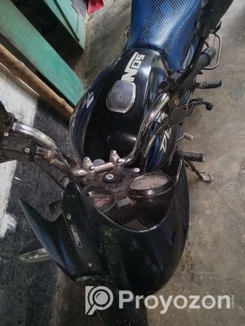 Bajaj Discover 150 . 2012