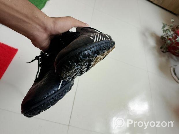 Indoor Boots
