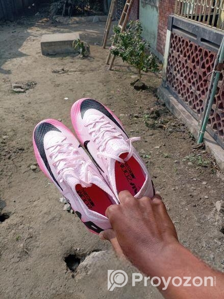Football boot sell