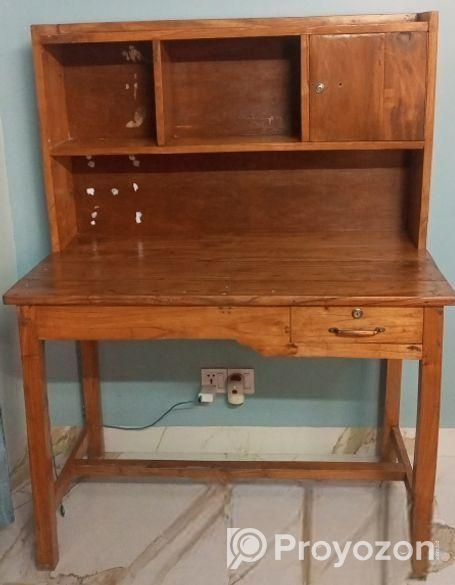READING TABLE