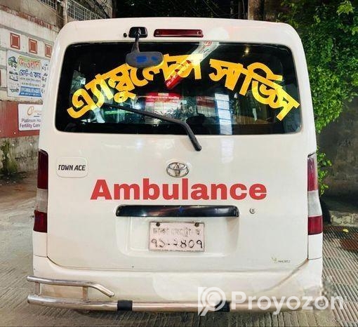 Toyota Noah 2012