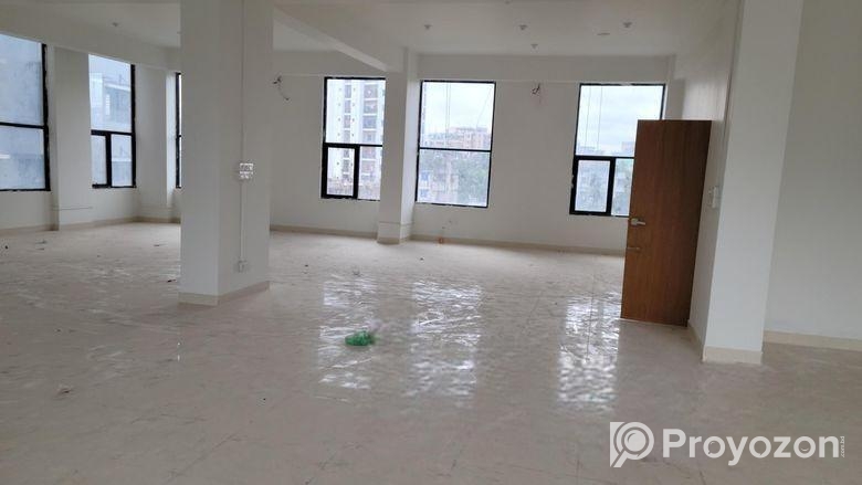 Commercial Buildings at for rent urgent