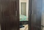 একটি আলমারি আর্জেন্ট বিক্রি হবে