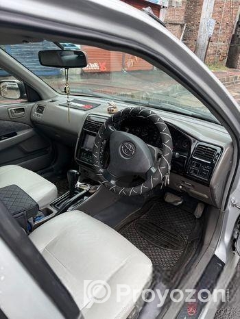 Toyota Carina . 1999